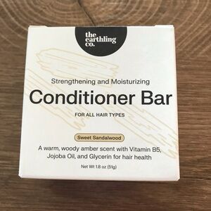 New in box The Earthling Co. Outrageously Effective Hair Care Conditioner Bar